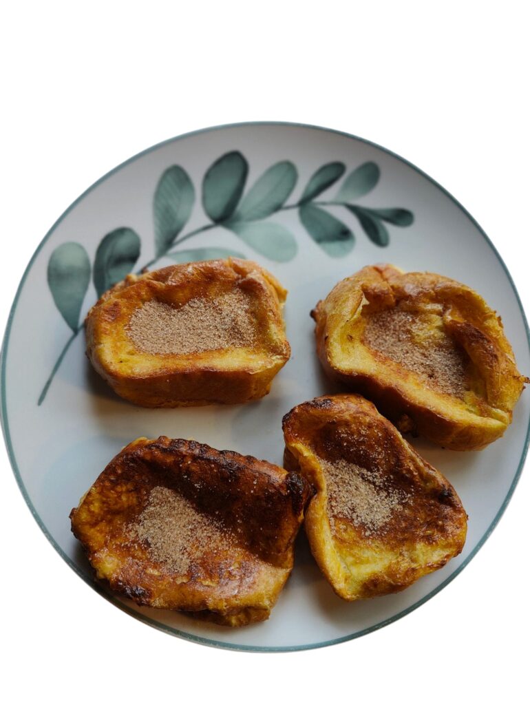 Plato de Torrijas hecha en freidora de aire